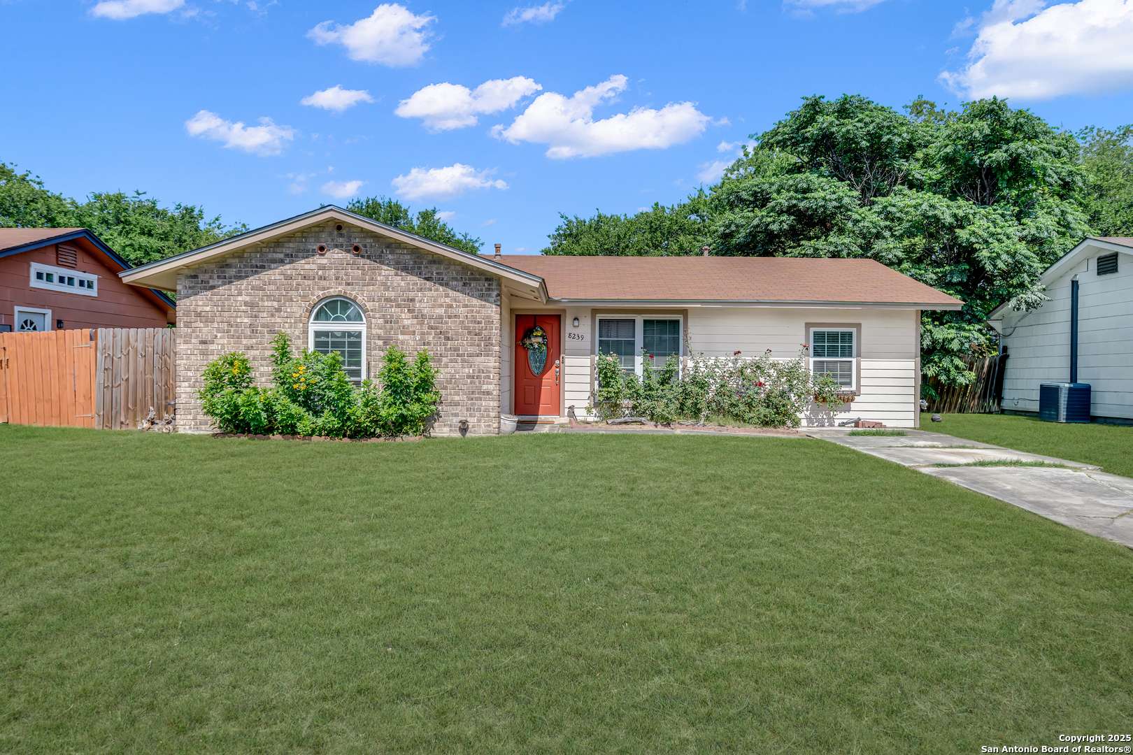 San Antonio, TX 78239,8239 Glen Lark
