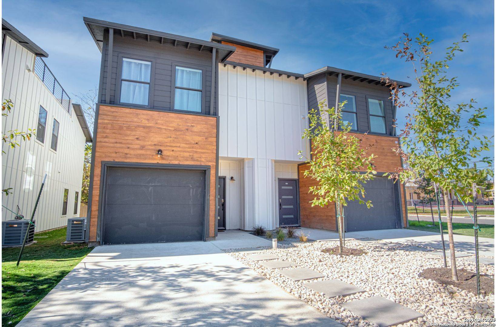 San Antonio, TX 78210,1003 S Olive St UNIT 102