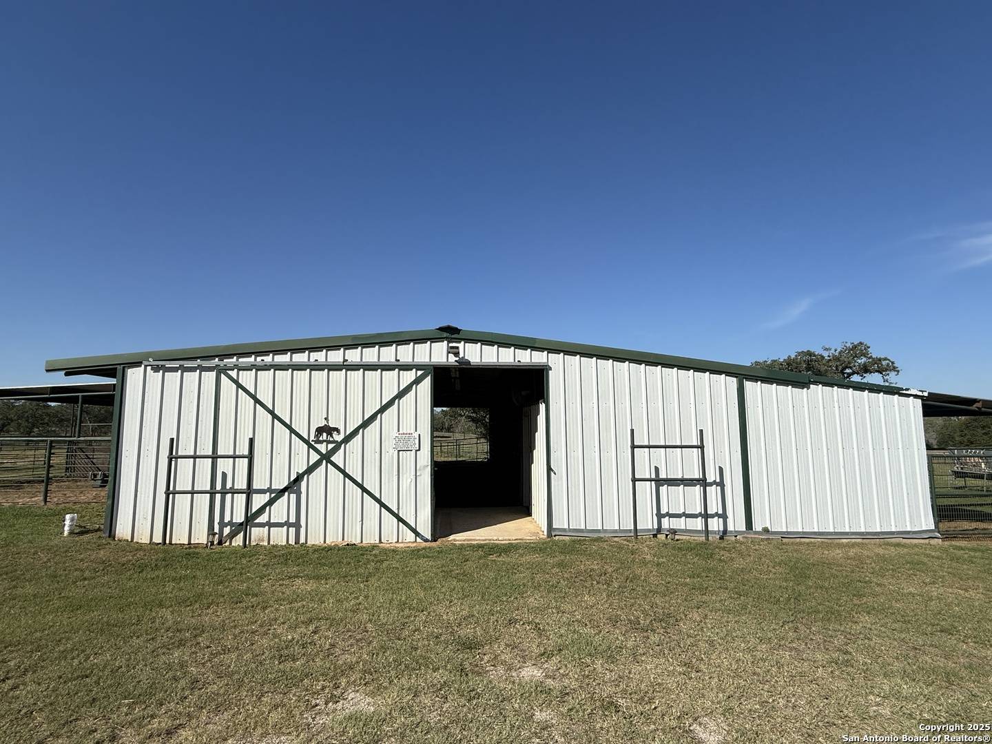 Stockdale, TX 78160,481 County Road 425