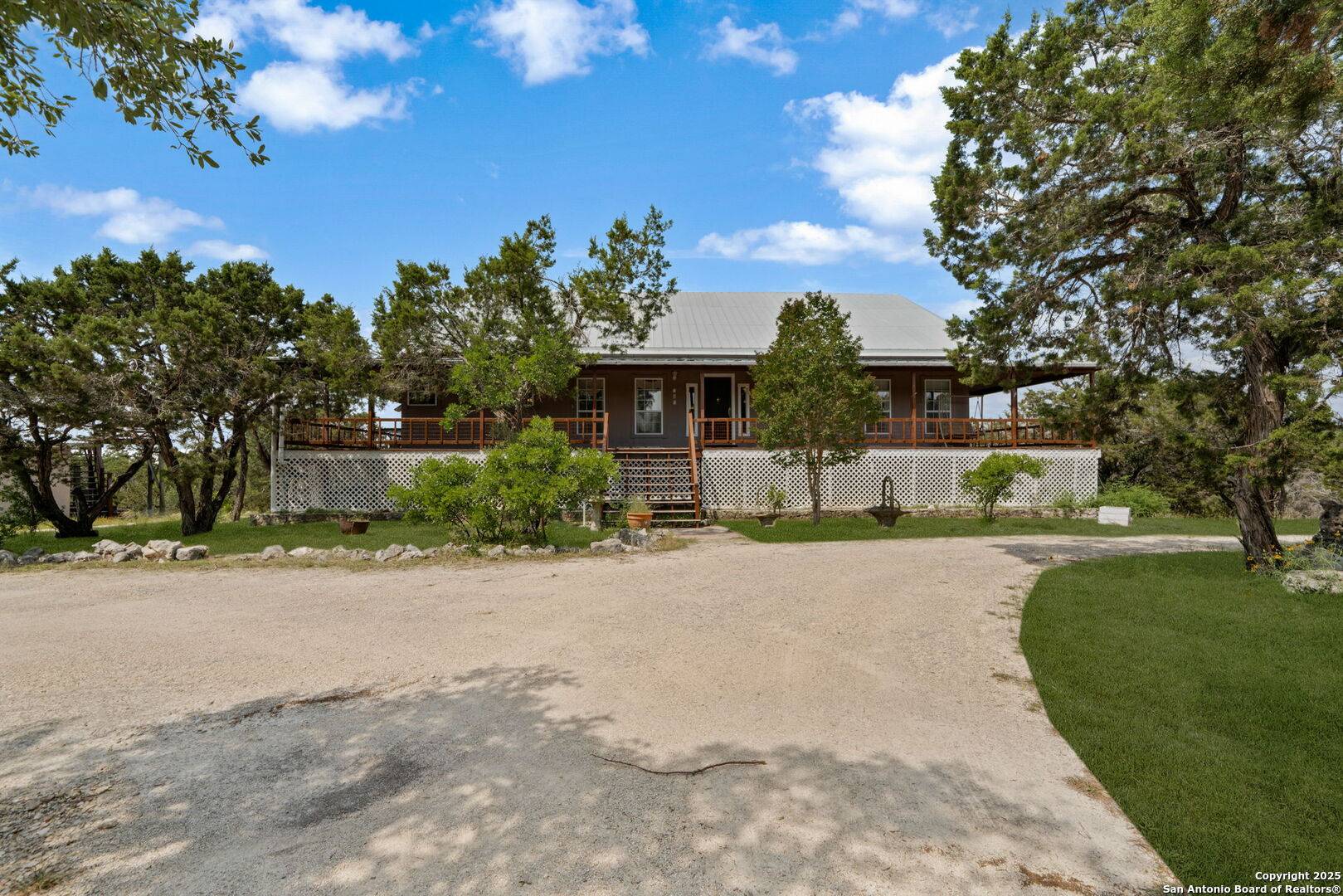 Pipe Creek, TX 78063,388 Oak