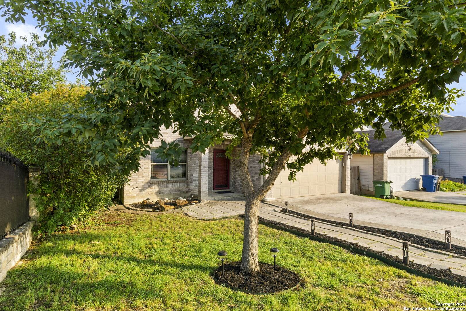 Live Oak, TX 78233-7233,6826 Millrock Pass
