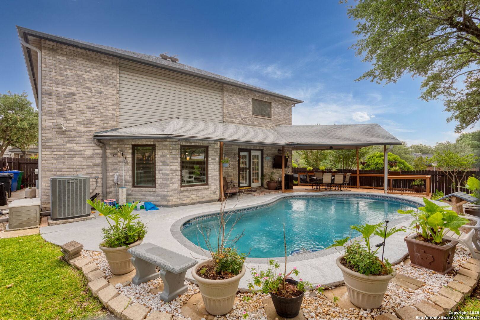 San Antonio, TX 78250,9502 Campton Farms