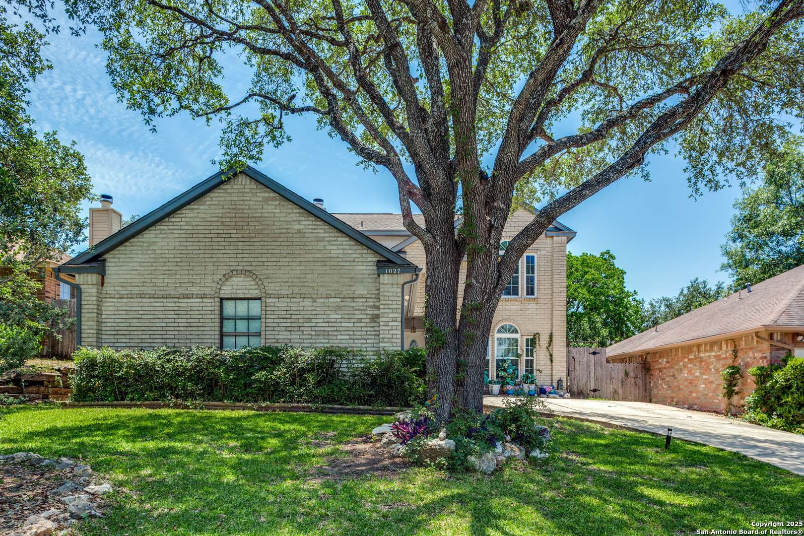San Antonio, TX 78258,1027 Hedgestone