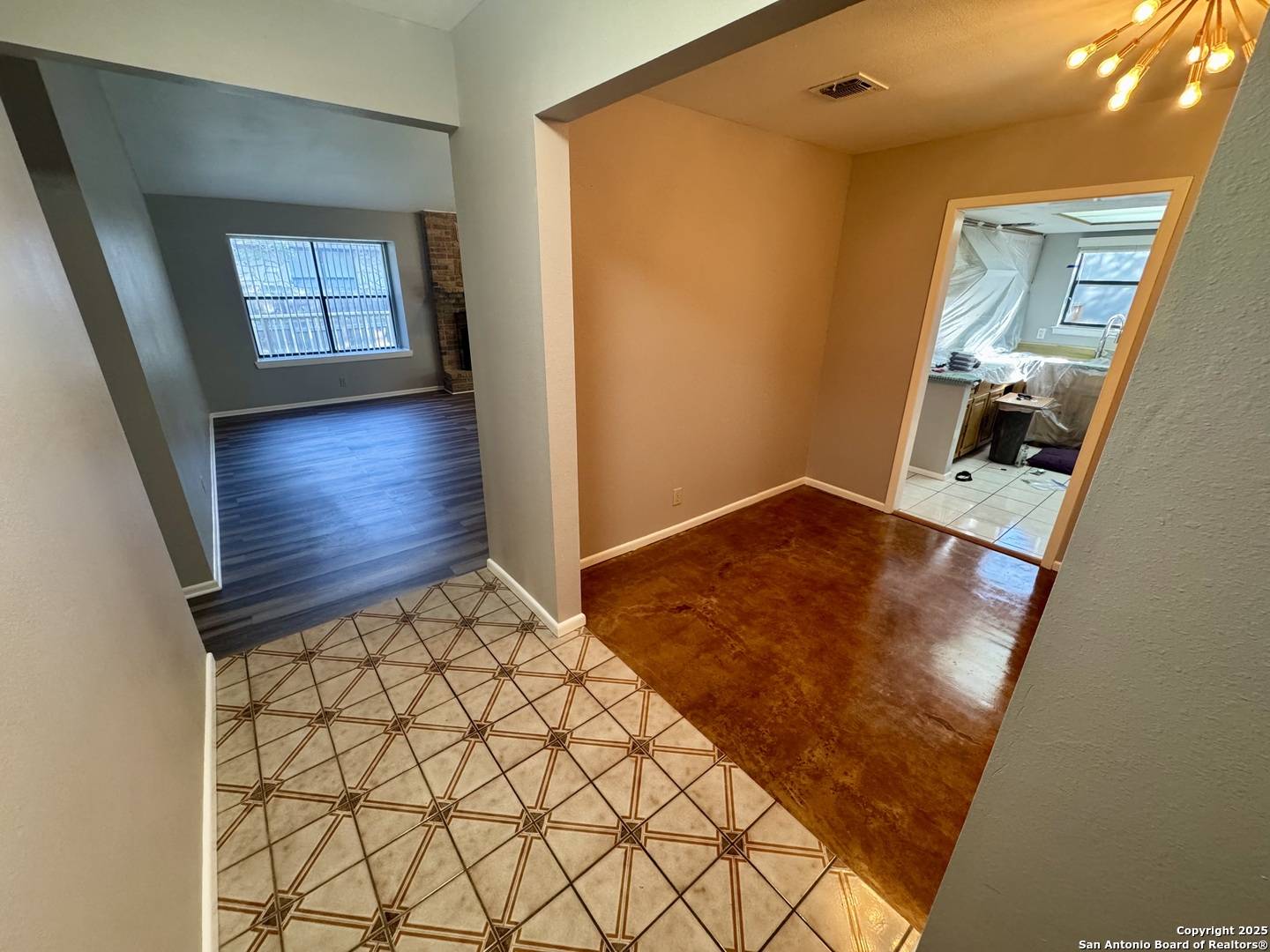 San Antonio, TX 78249,7602 Field Ct