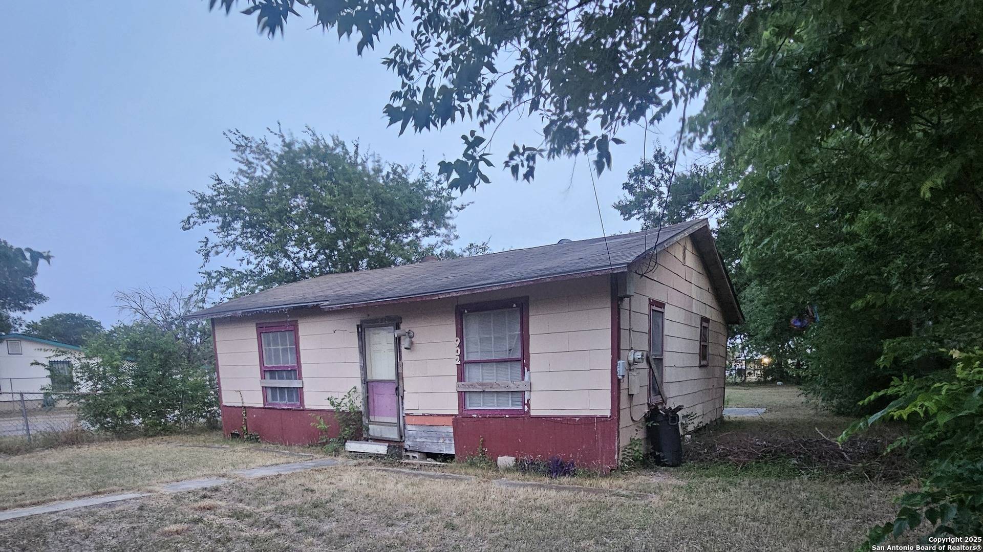 San Antonio, TX 78221,902 Aaron