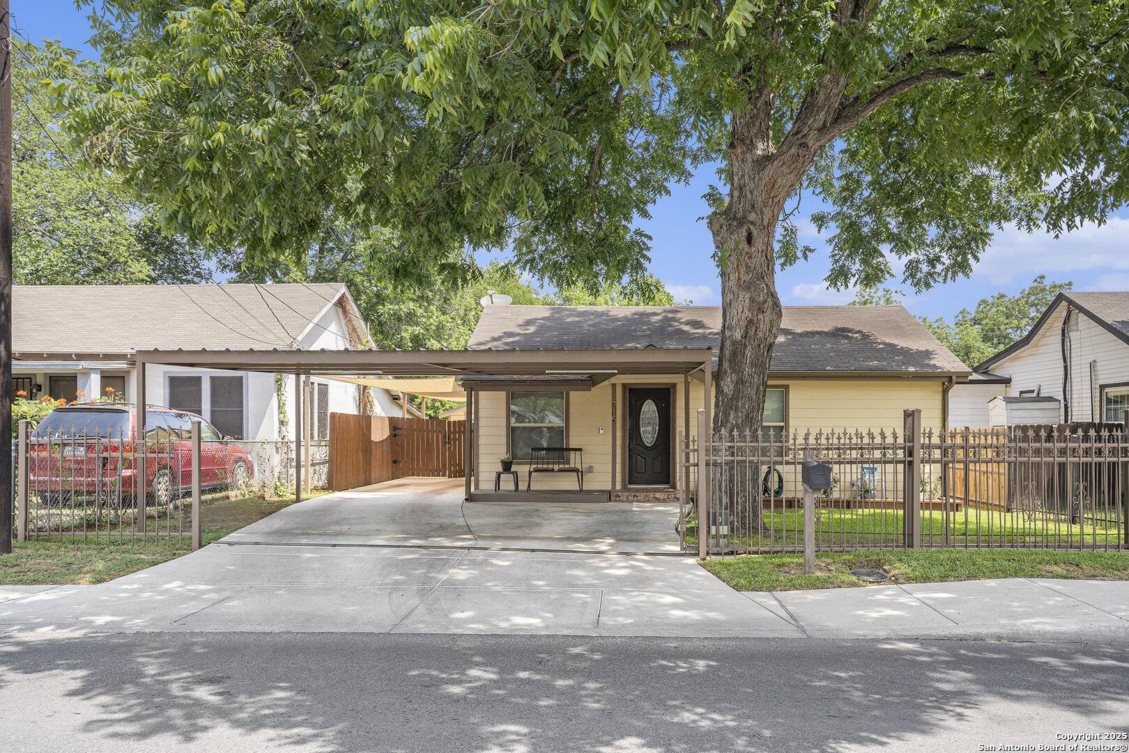 San Antonio, TX 78214,715 Southcross
