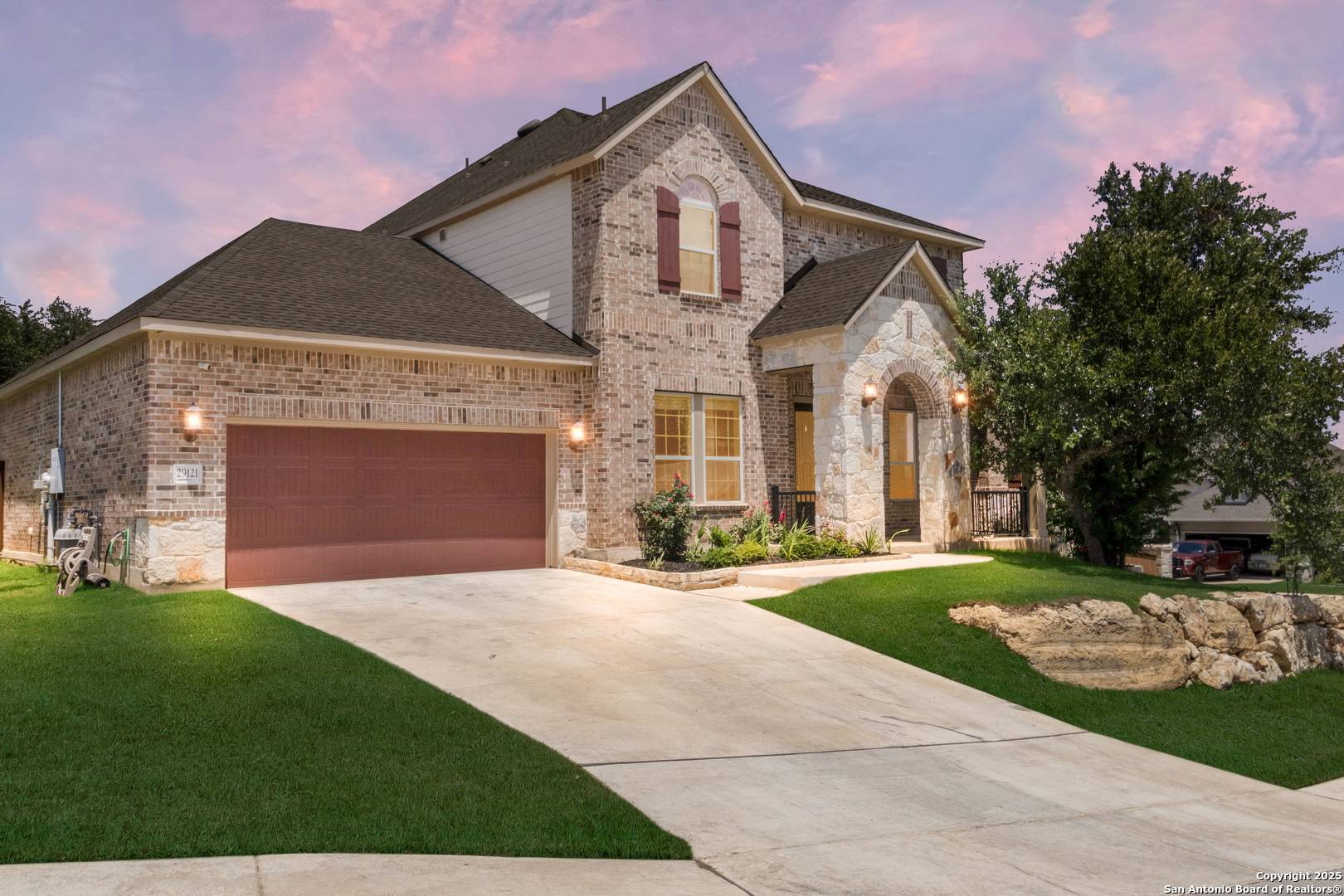 San Antonio, TX 78260,29121 Ismorada