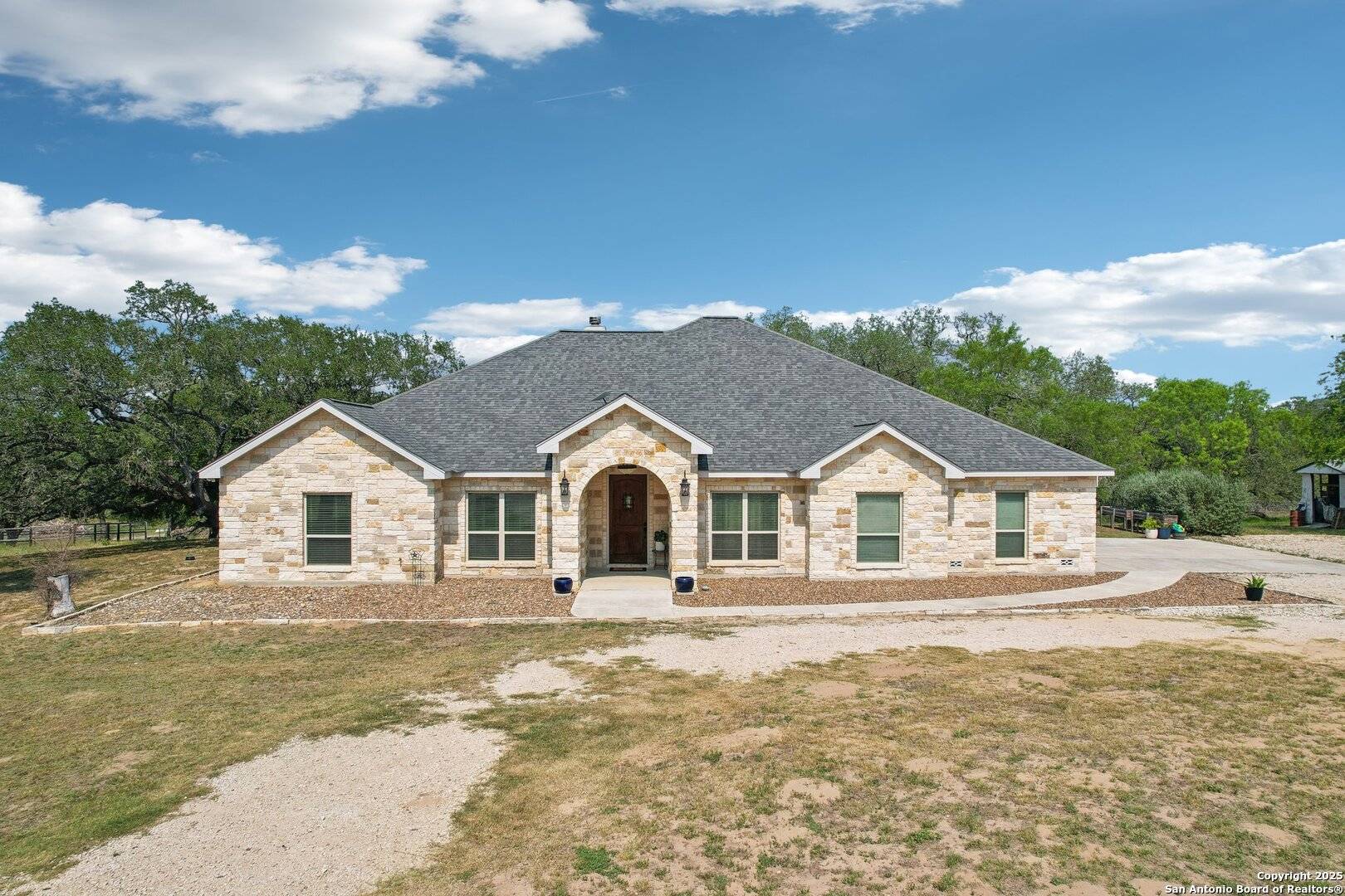 Floresville, TX 78114,346 Broken Arrow