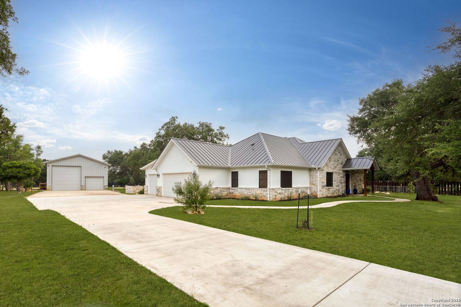 Bandera, TX 78003,1133 Horseshoe Falls