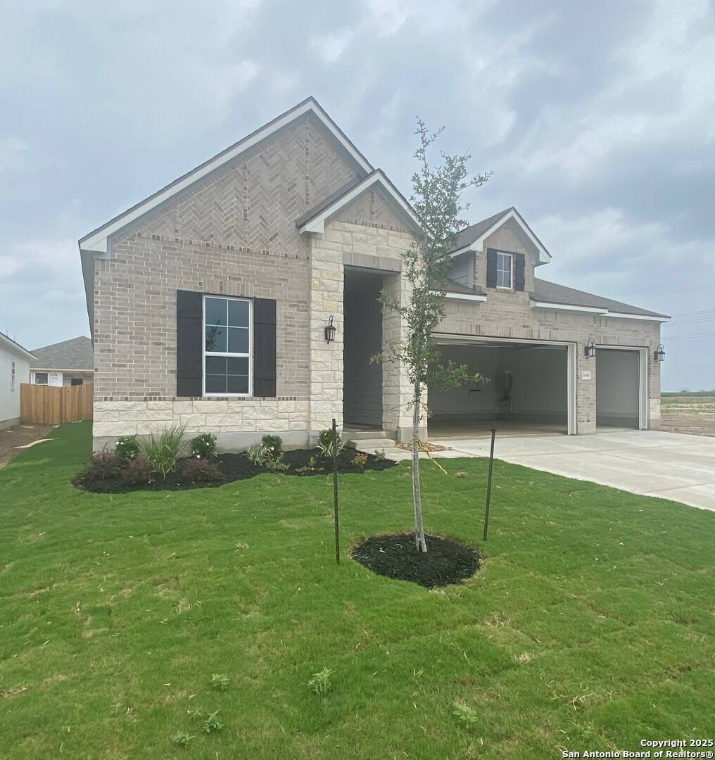 New Braunfels, TX 78130,1641 Saddleback Run