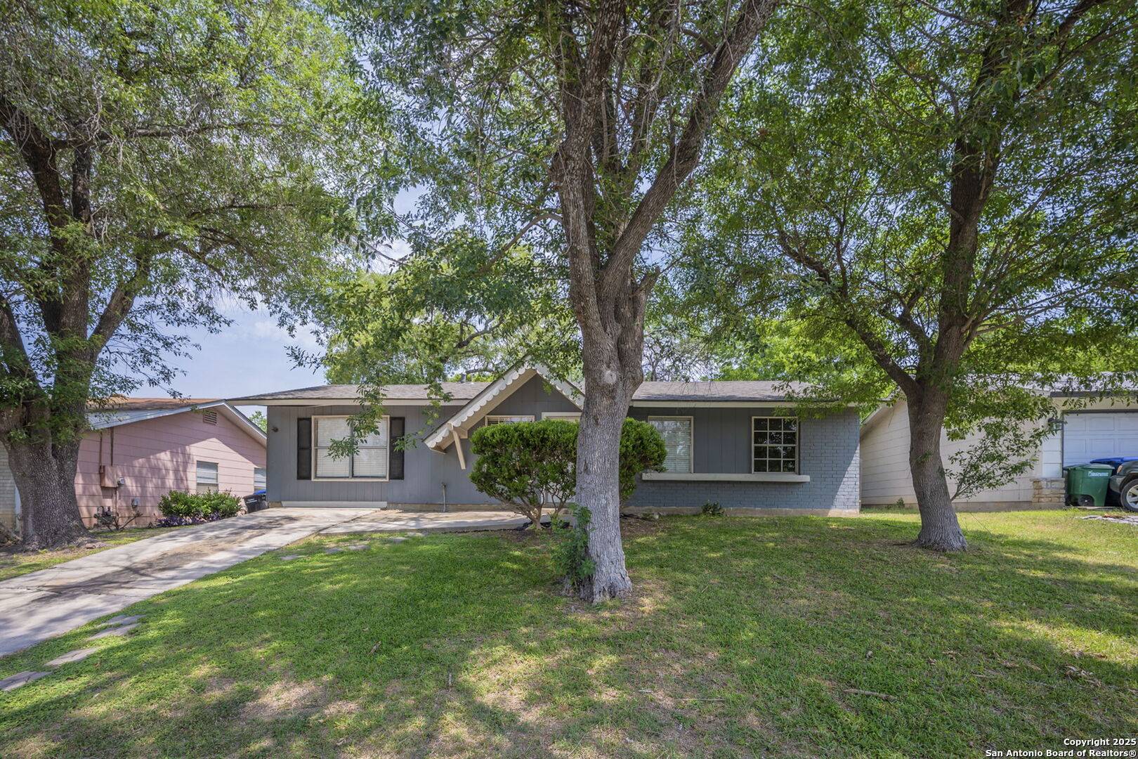 San Antonio, TX 78233,12231 El Santo Way