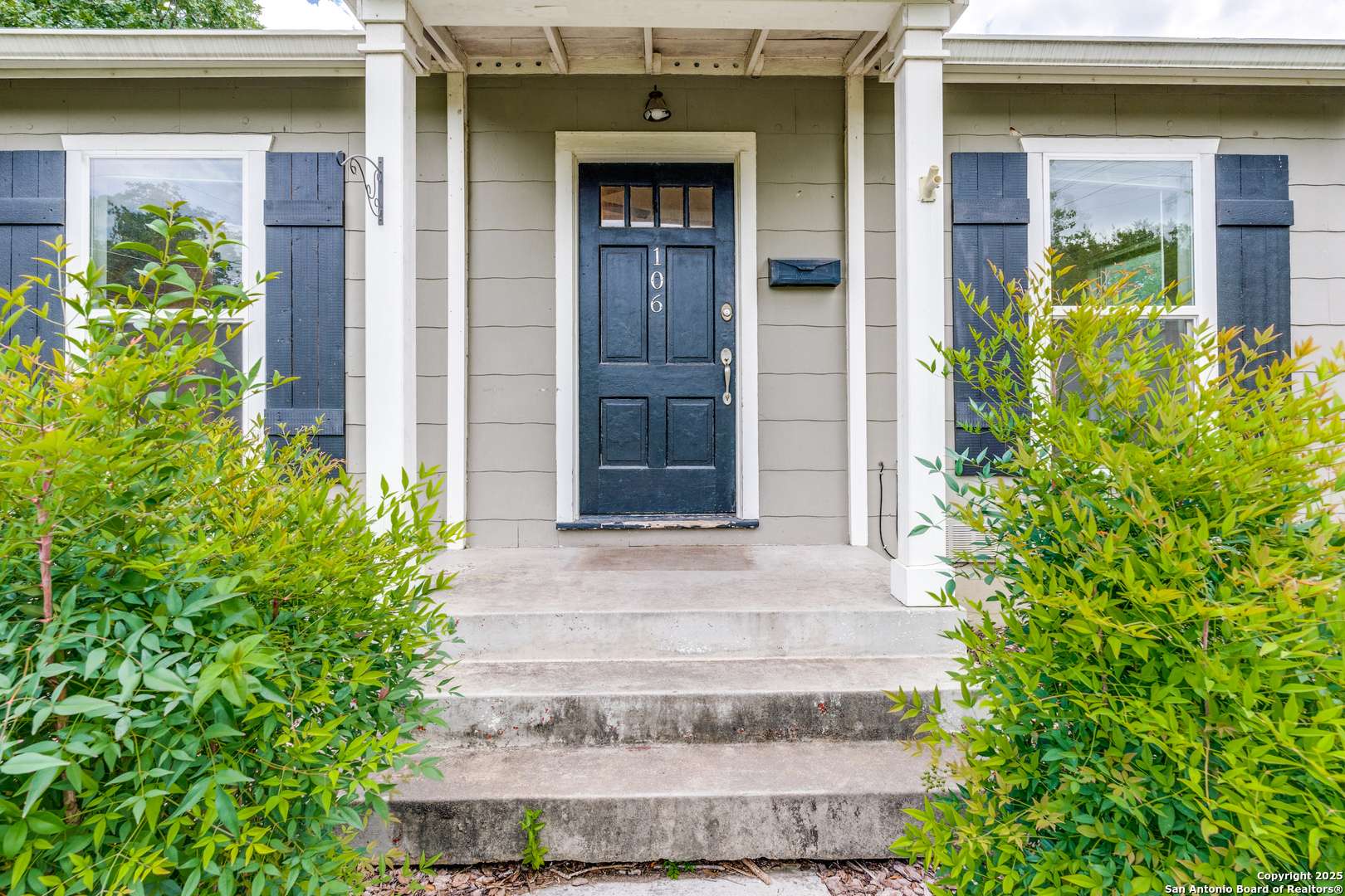 San Antonio, TX 78209,106 Field Crest Dr
