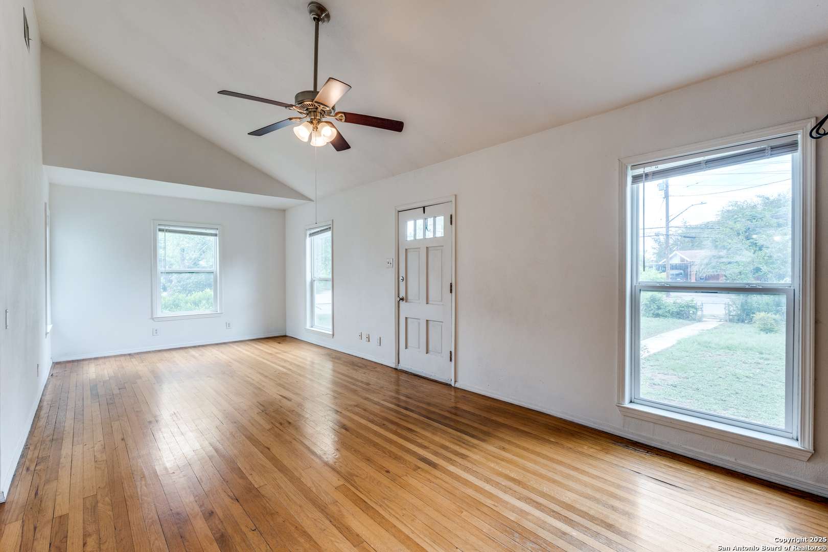 San Antonio, TX 78209,106 Field Crest Dr