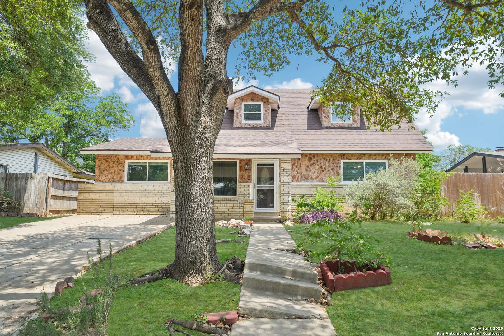 San Antonio, TX 78218,4043 Tropical Dr