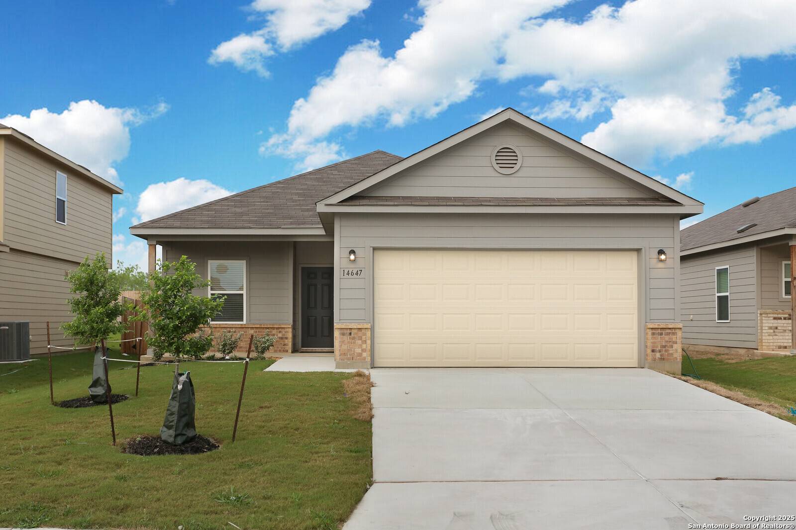 Elmendorf, TX 78112,14647 Stirrup Trace