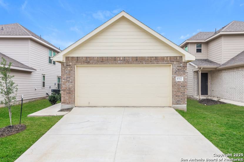 San Antonio, TX 78223,10322 Clearwater Way