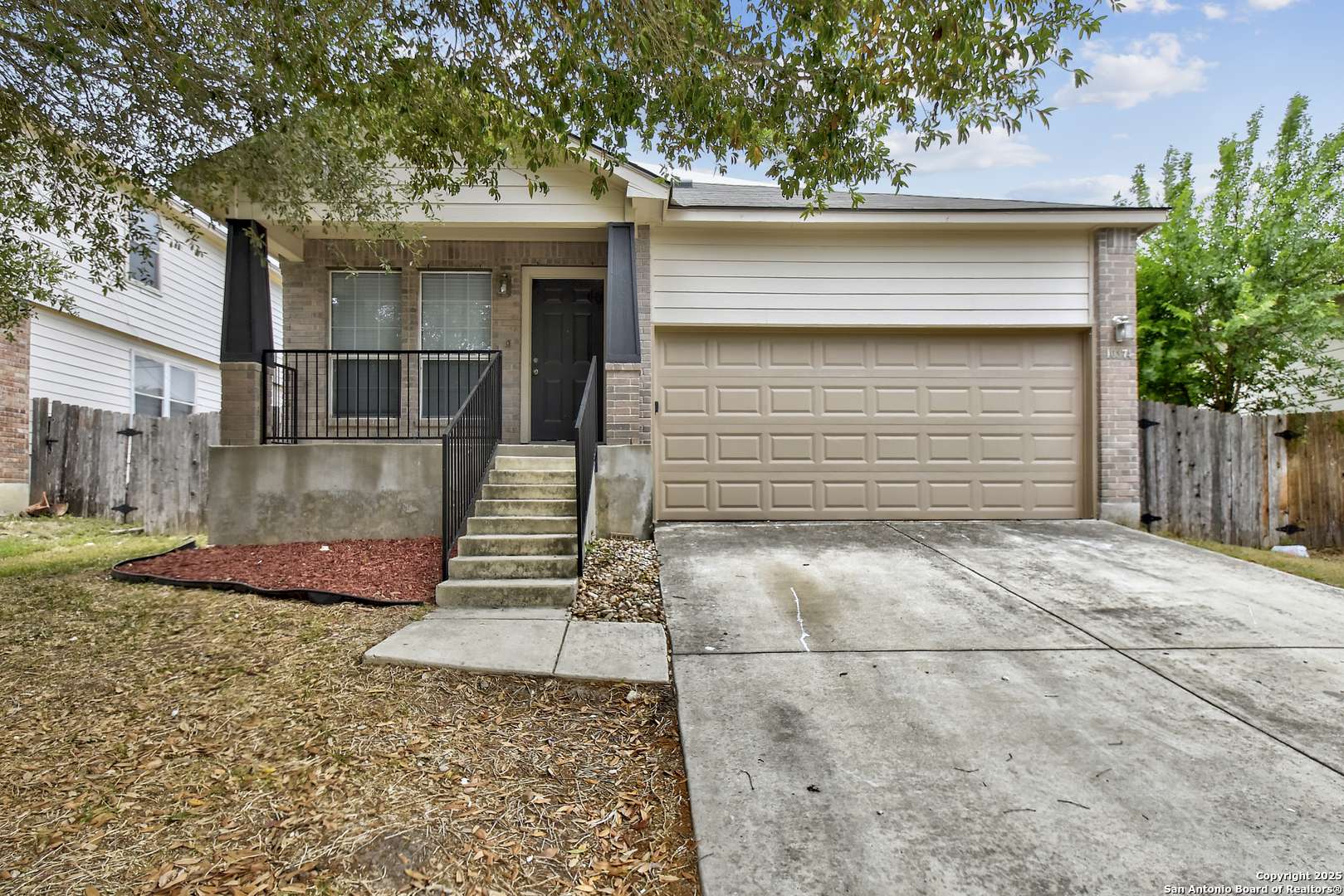 San Antonio, TX 78245,10374 Oakwood Crest