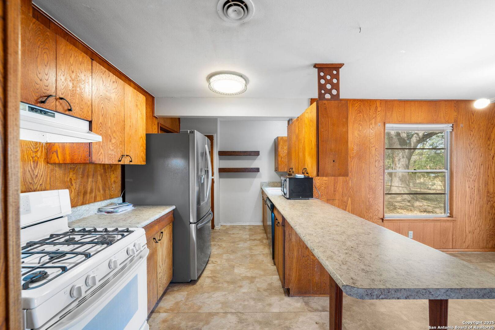 San Antonio, TX 78223,435 Harcourt Avenue