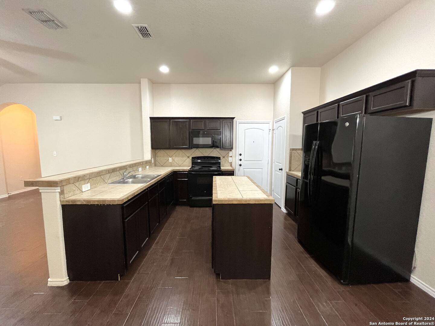 New Braunfels, TX 78130,681 creekside
