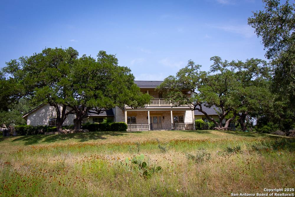 Boerne, TX 78015-4622,8333 TRIPLE CROWN