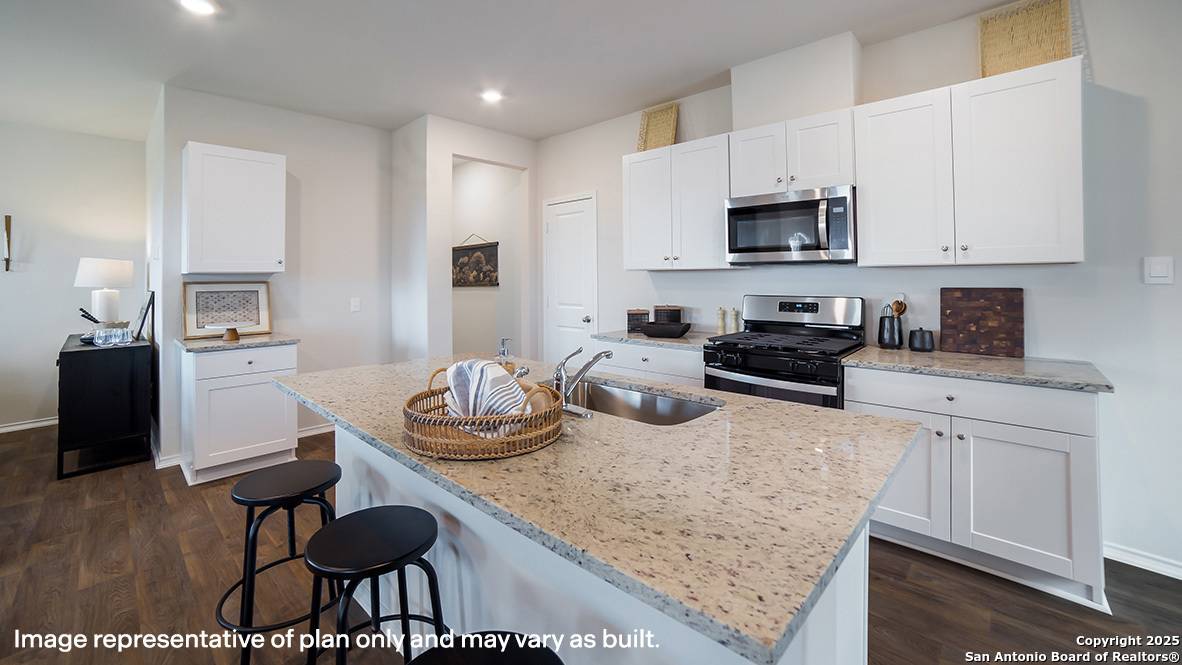 San Antonio, TX 78221,9807 Beaumont Brk