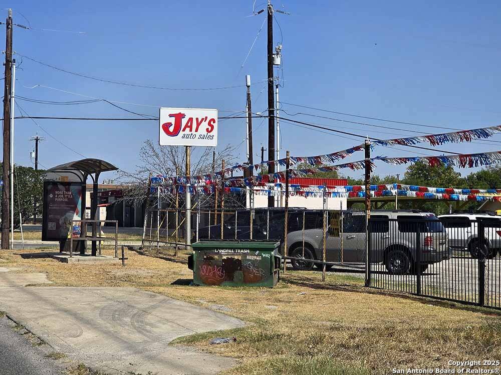 San Antonio, TX 78221,3754 Pleasanton