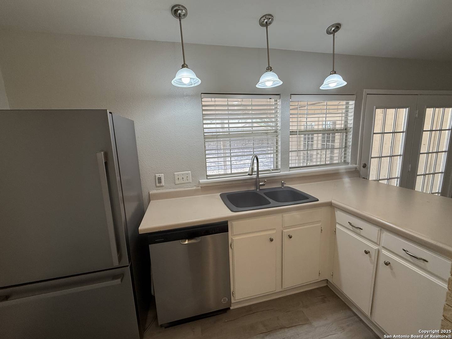 San Antonio, TX 78233,12410 La Lira