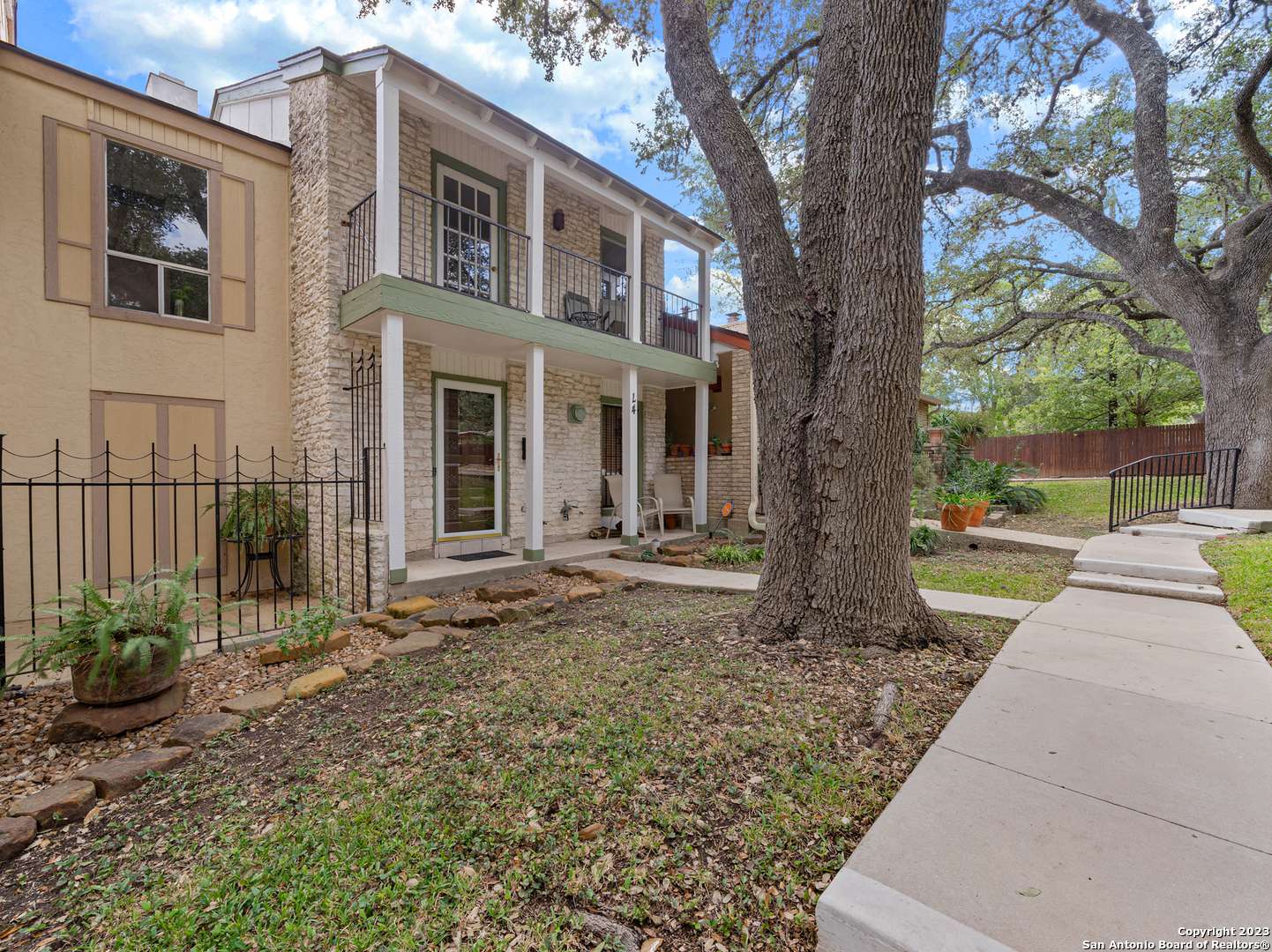 San Antonio, TX 78230-1898,11303 VANCE JACKSON RD UNIT APT L
