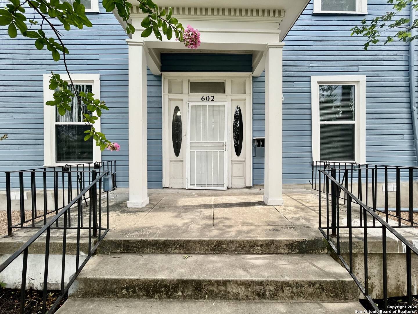 San Antonio, TX 78212-4602,602 LAUREL UNIT 2