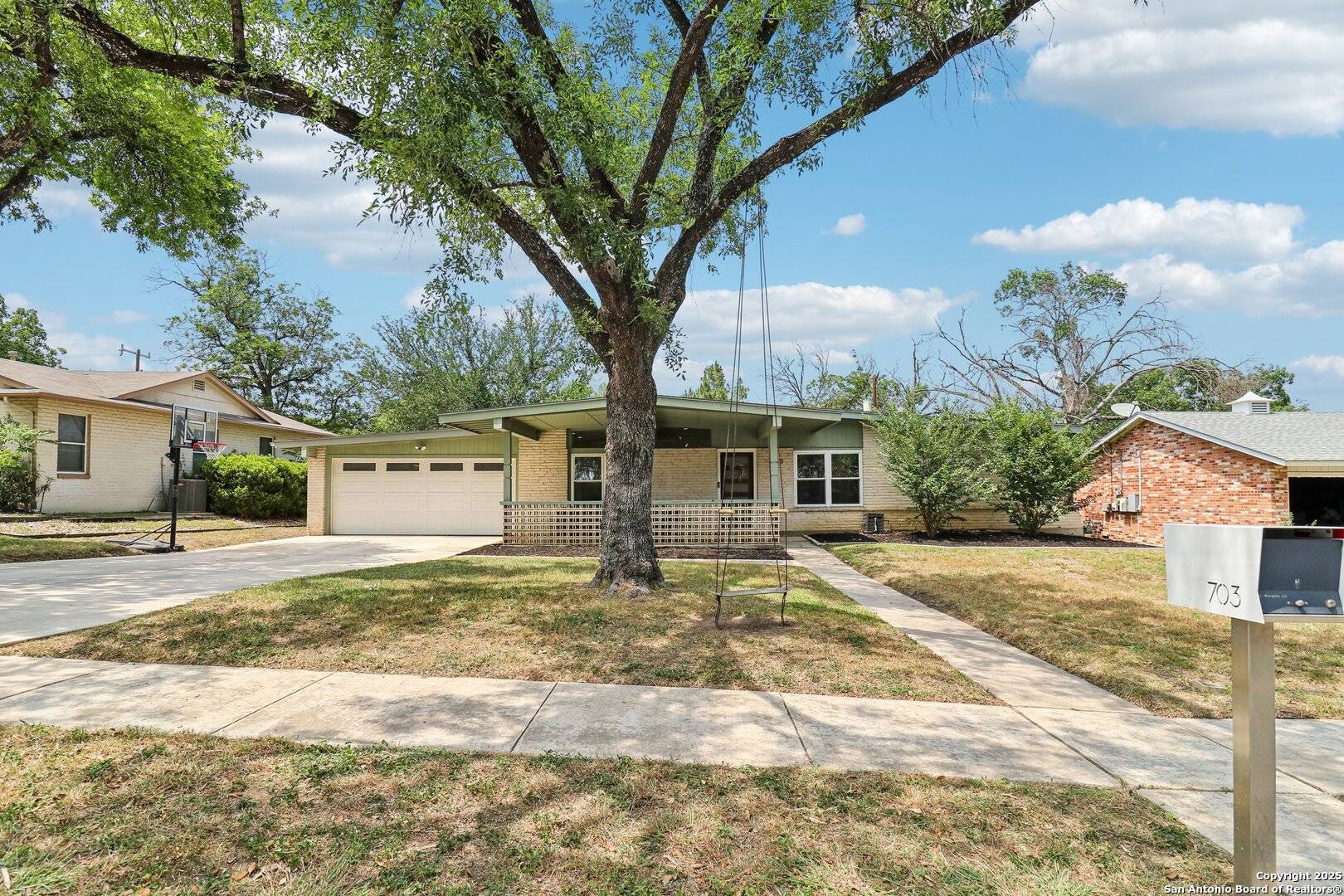 San Antonio, TX 78216,703 Marquis