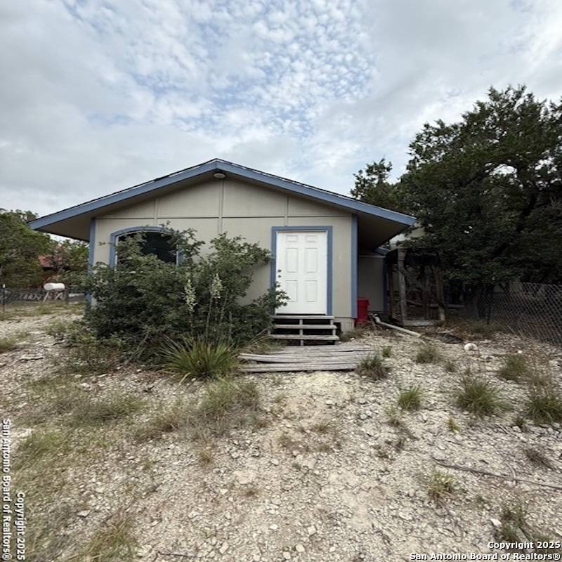 Lakehills, TX 78063,28 28th