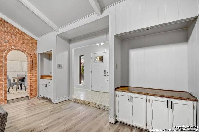 San Antonio, TX 78229-5245,6302 MADELEINE DR