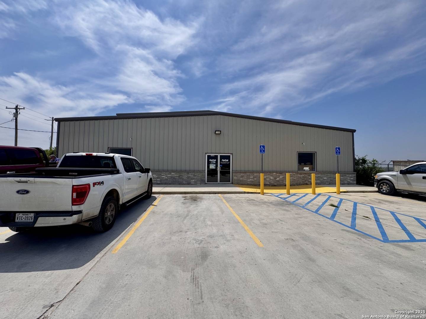 Carrizo Springs, TX 78834,3509 Highway 277