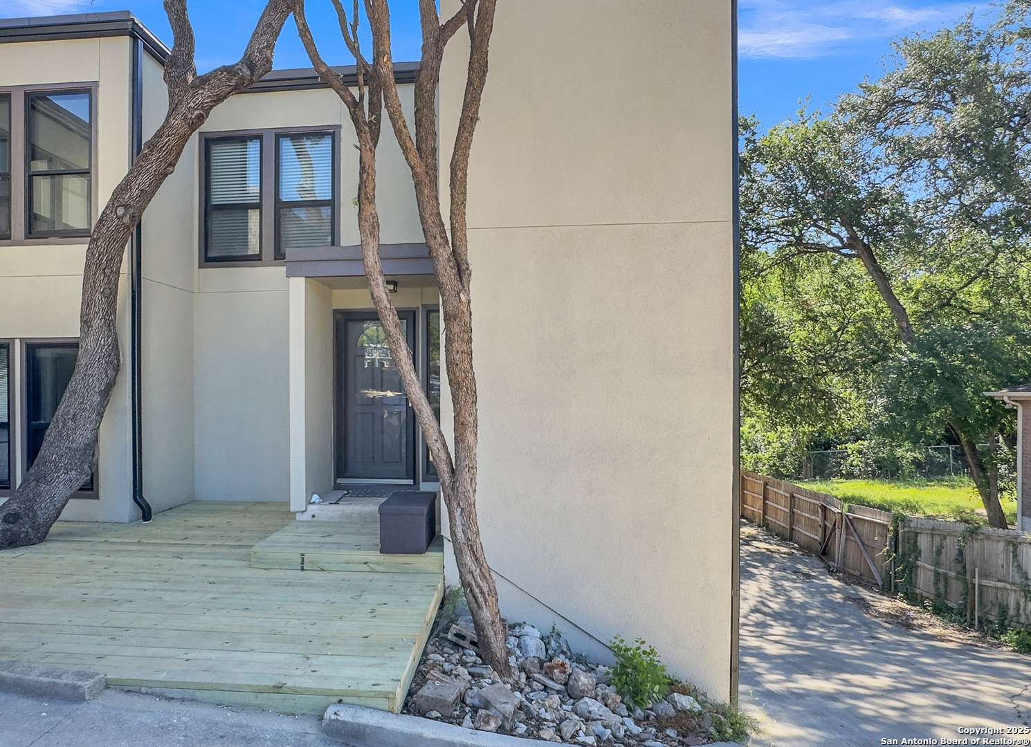 San Antonio, TX 78216,11810 Sandman
