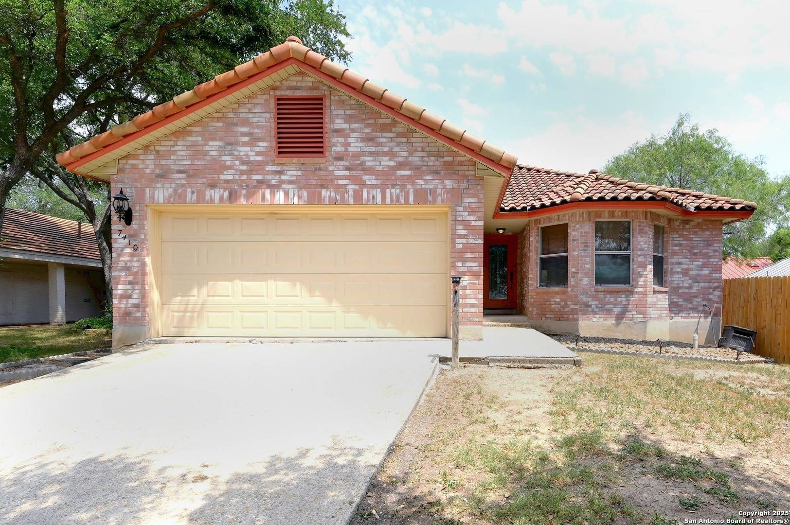 San Antonio, TX 78244,7410 Tom Watson