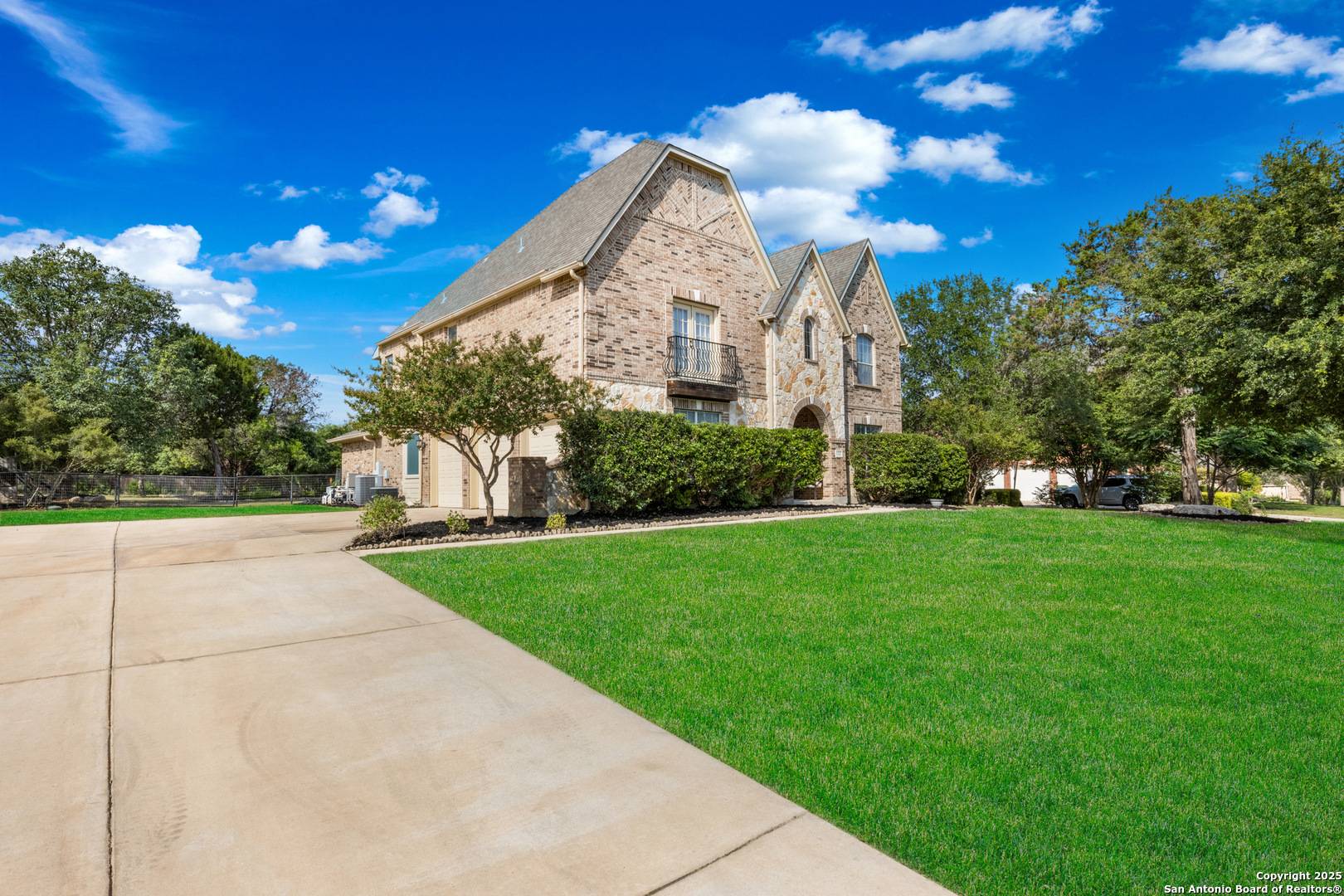 Helotes, TX 78023,11227 Raw Sienna