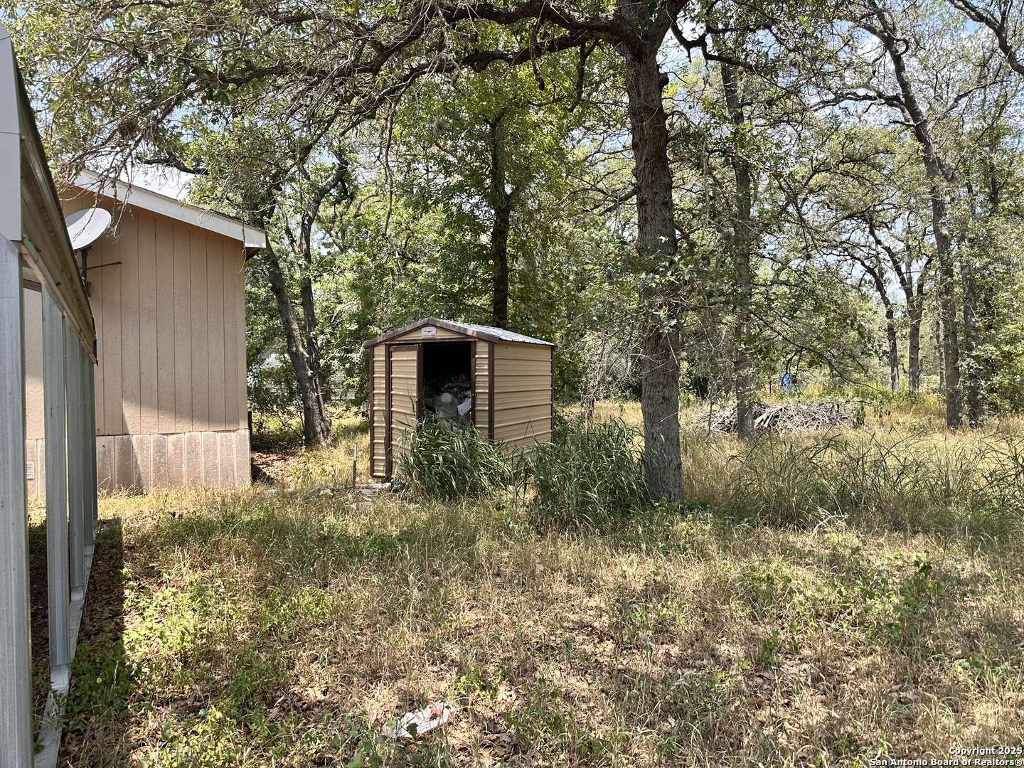 Seguin, TX 78155,180 Sandy Oaks