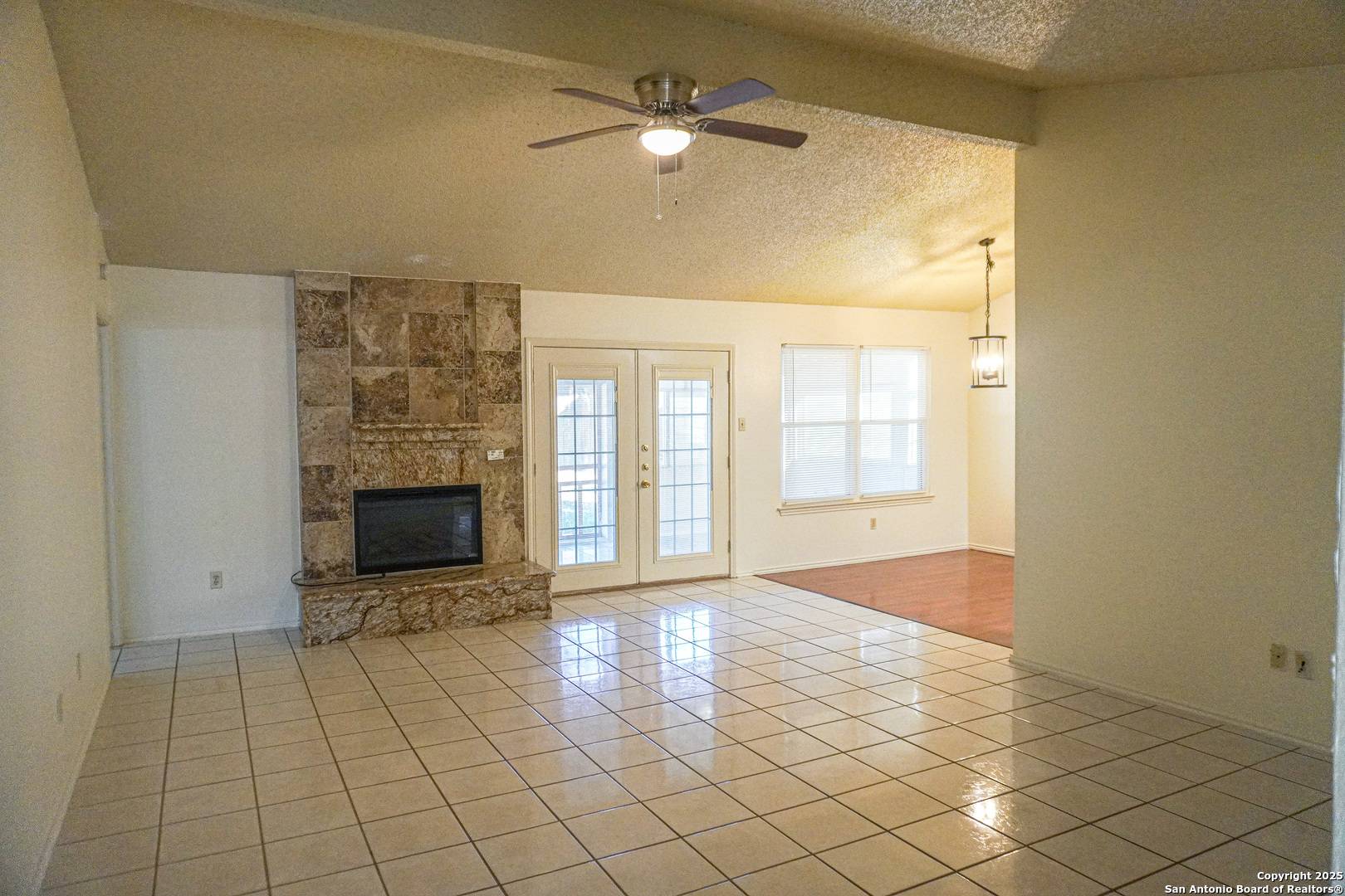 Universal City, TX 78148,189 Meadowland
