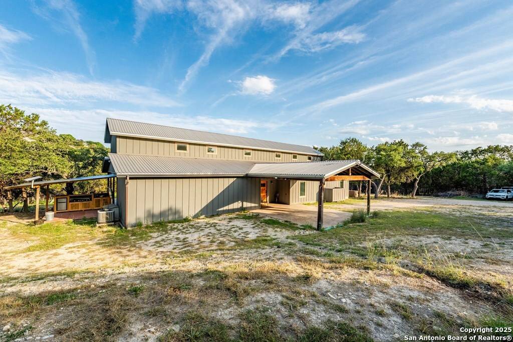 Kerrville, TX 78028,231 Doris Dr