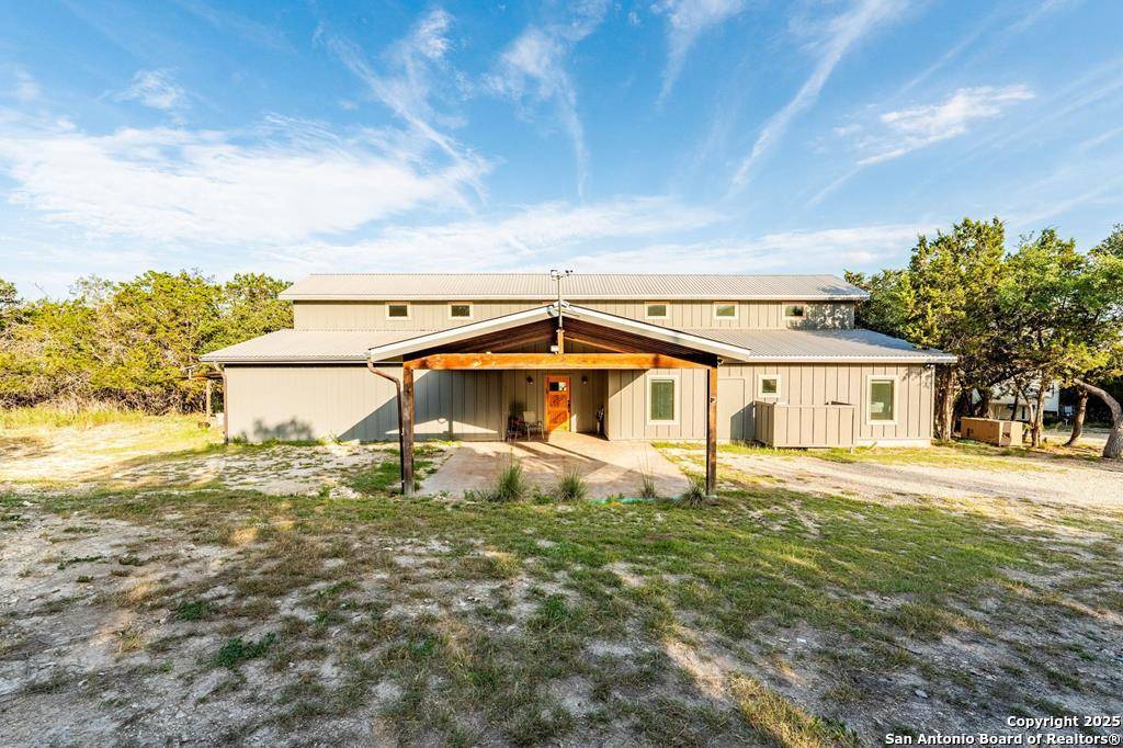 Kerrville, TX 78028,231 Doris Dr