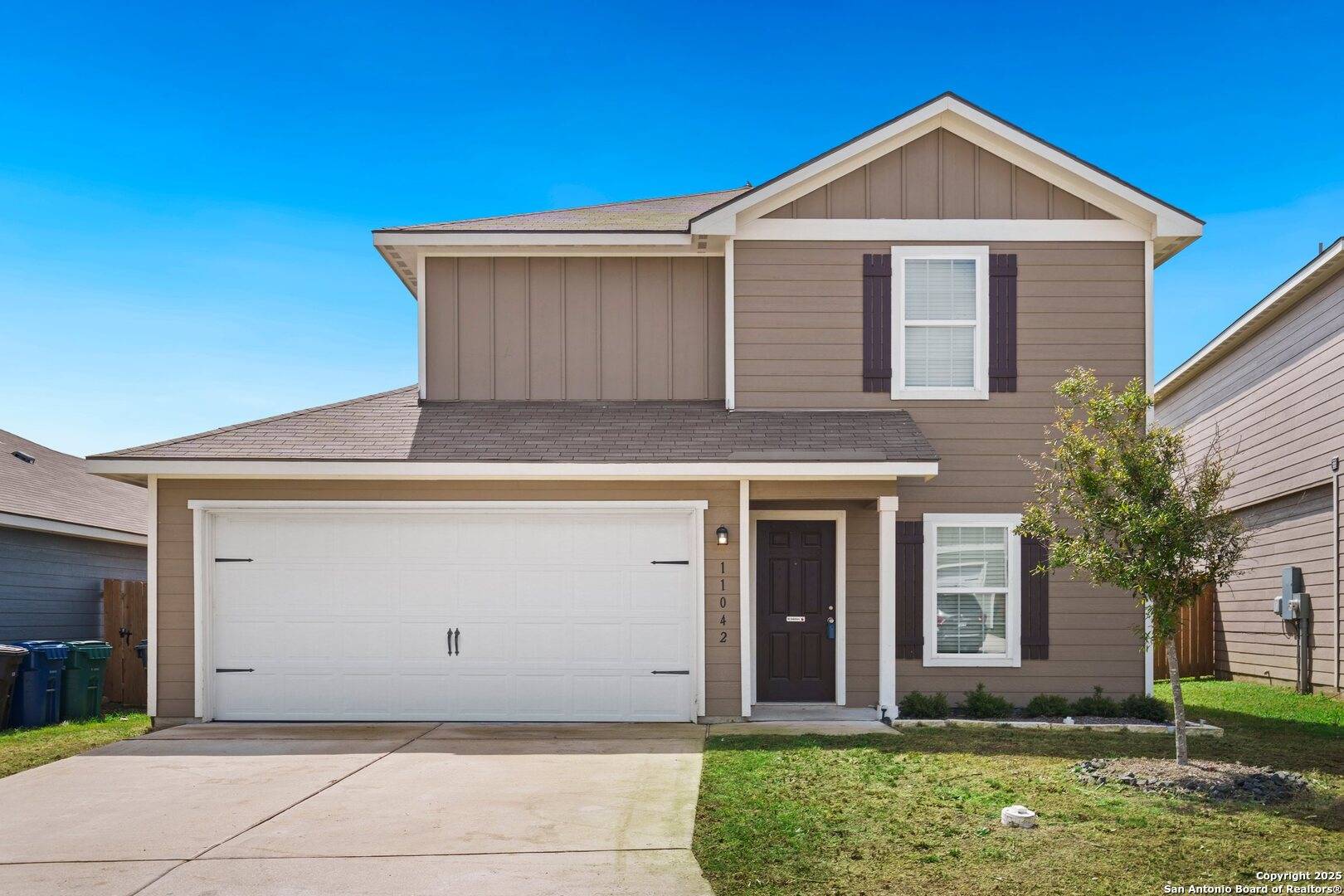 Converse, TX 78109,11042 EYELET HBR