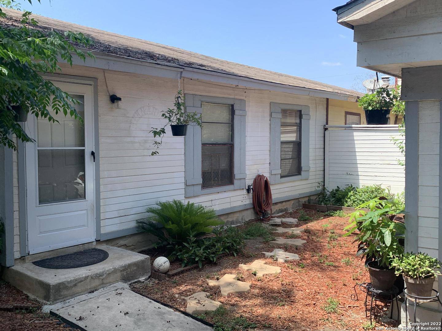 San Antonio, TX 78245,1311 Bayou