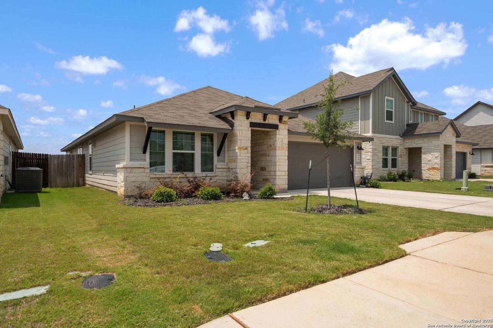 San Antonio, TX 78260,948 Black Horse Way
