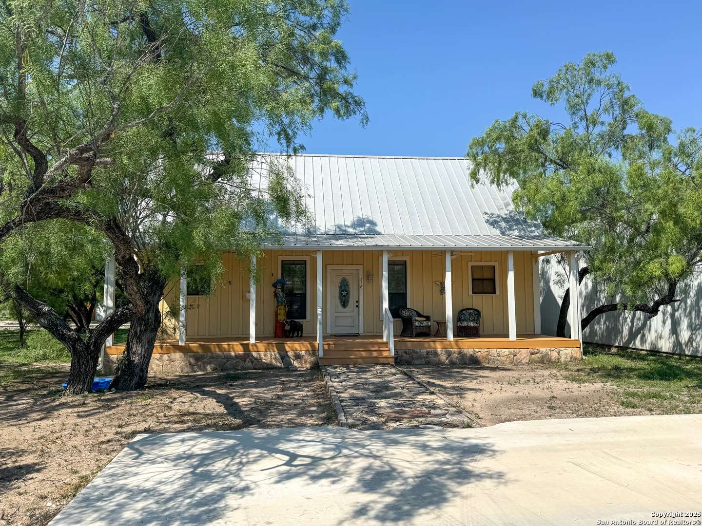 Brackettville, TX 78832,556 FAIRWAY CIRCLE