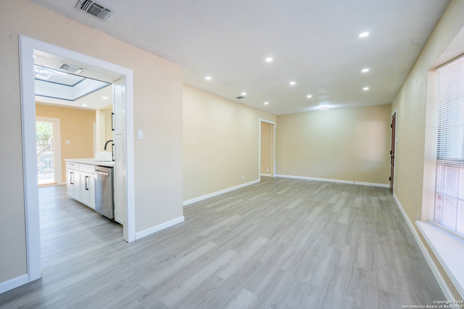 San Antonio, TX 78249,6115 Calderwood St