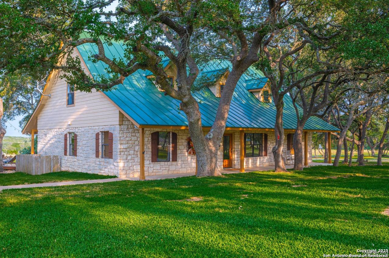 Blanco, TX 78606,1207 Cottonwood Trl