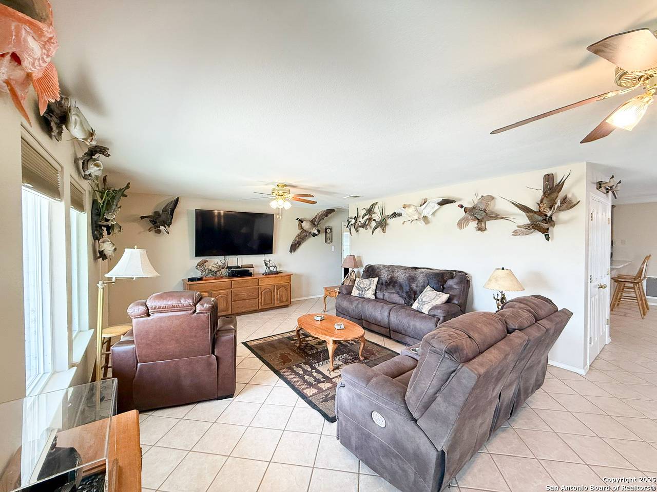 Devine, TX 78016,1185 County Road 7718