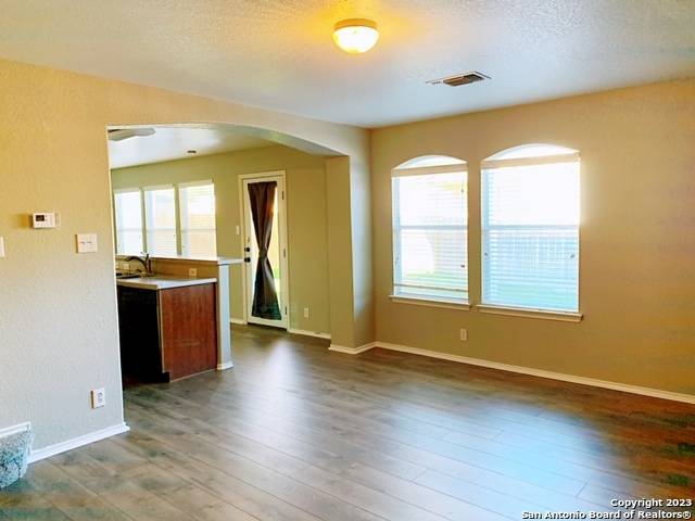 San Antonio, TX 78240,5403 Tomas Circle