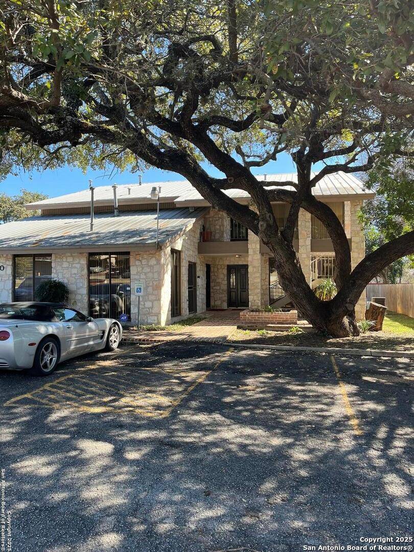 San Antonio, TX 78230,9510 Tioga Drive