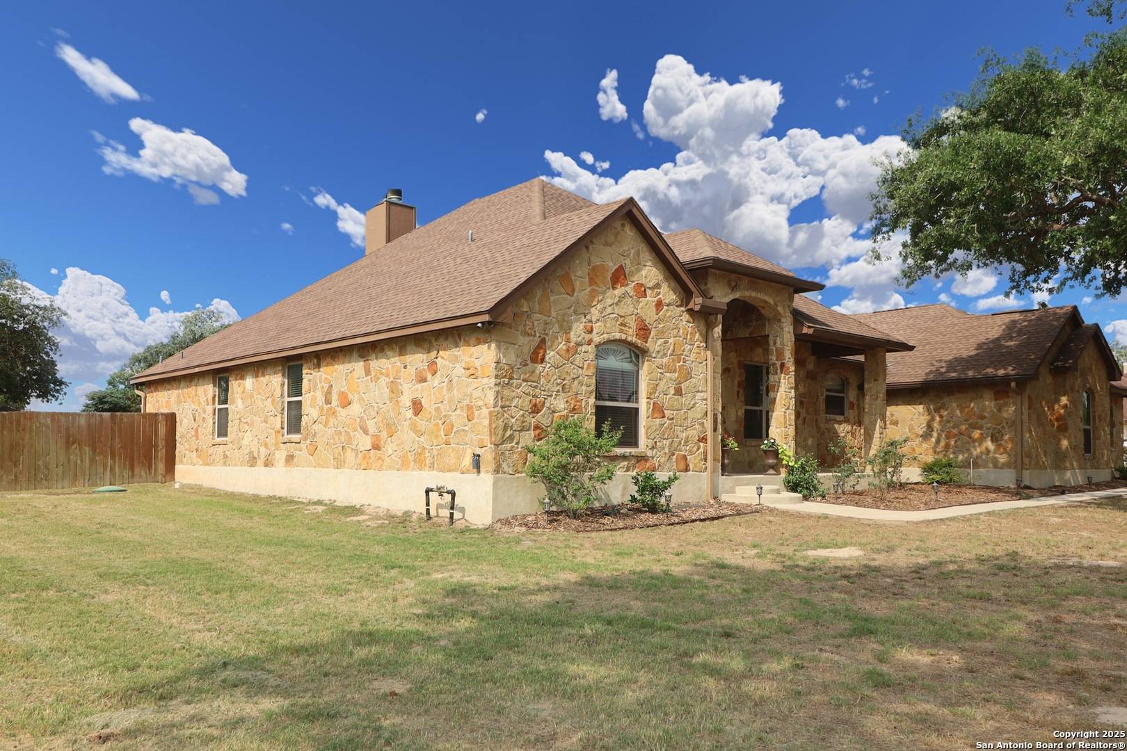 La Vernia, TX 78121,156 vintage ranch